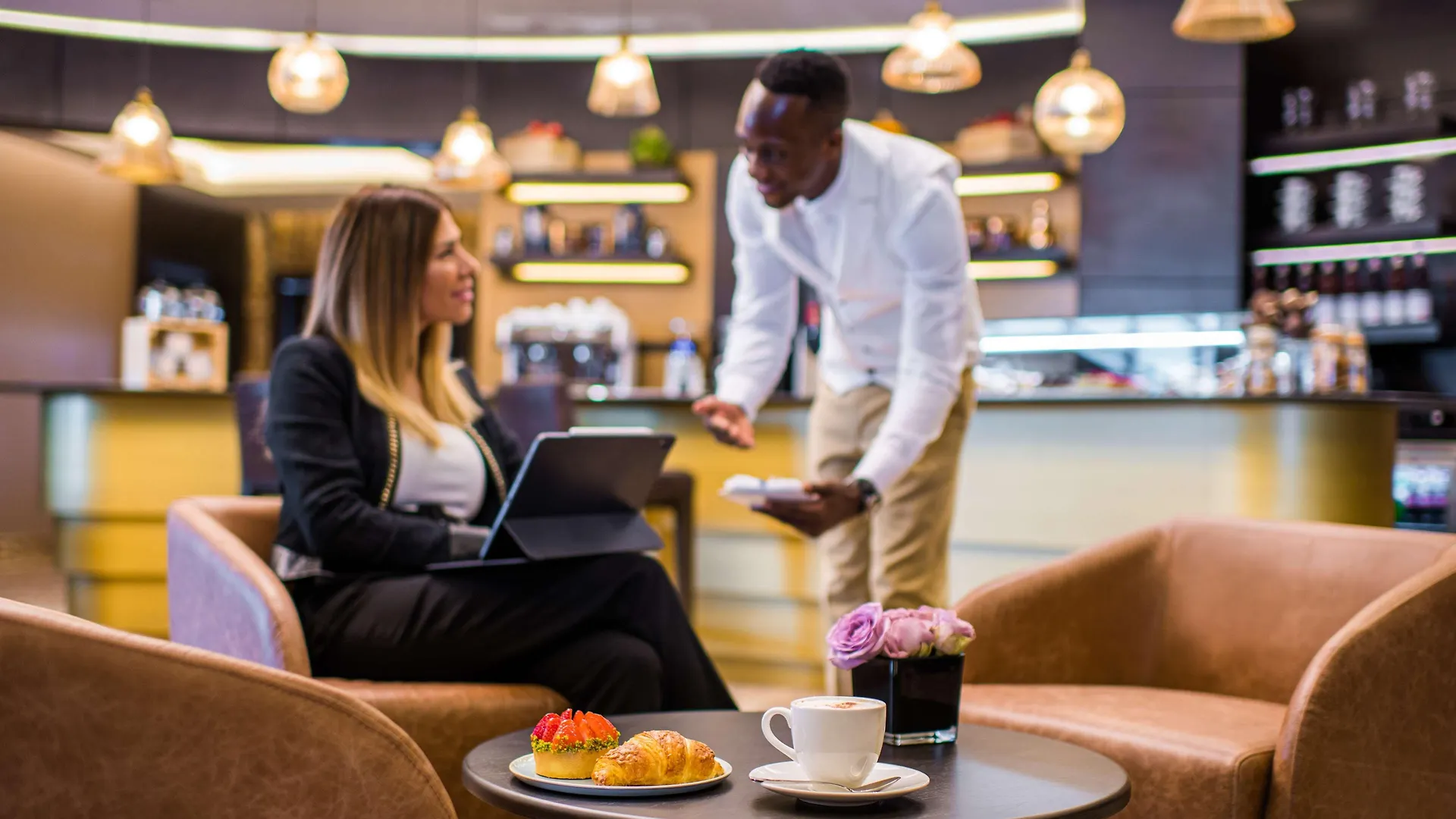 Radisson Blu Hotel, Dubai Canal View איחוד האמירויות הערביות