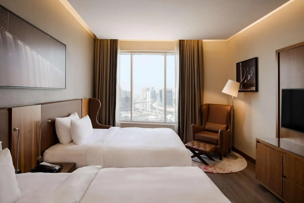 Radisson Blu Hotel, Dubai Canal View