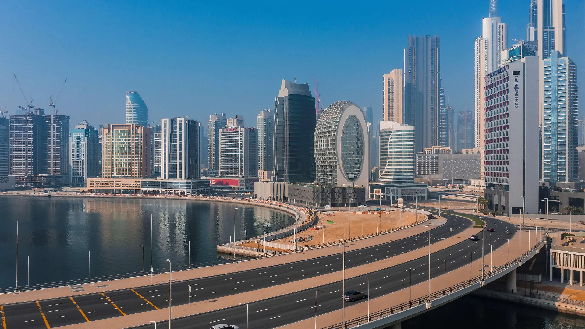 Ξενοδοχείο Radisson Blu Hotel, Dubai Canal View