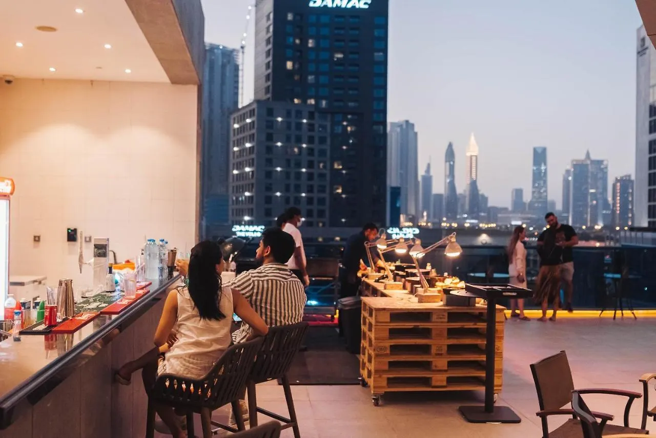 Radisson Blu Hotel, Dubai Canal View Ξενοδοχείο